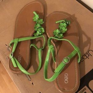 Green floral Cato Sandals